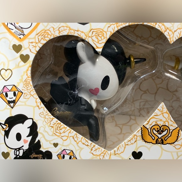 Tokidoki Unicorno Valentine Romeo & Juliet Limited Edition Set - Damaged Box** - Picture 2 of 16